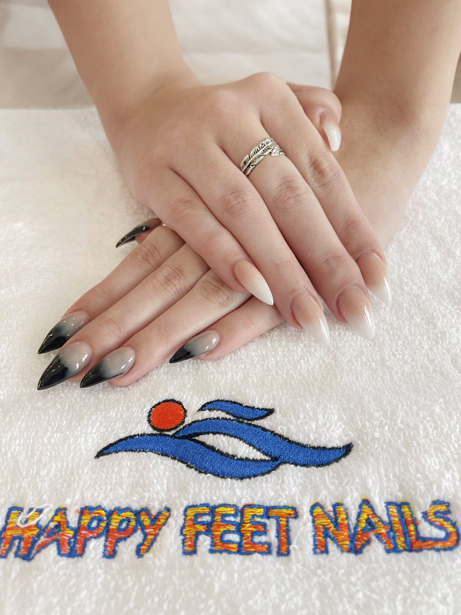 HAPPY FEET NAILS & SPA 3